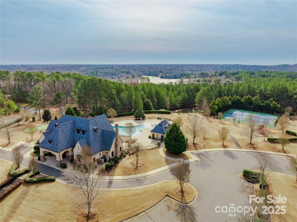 4012 Beechwood Spring Lane