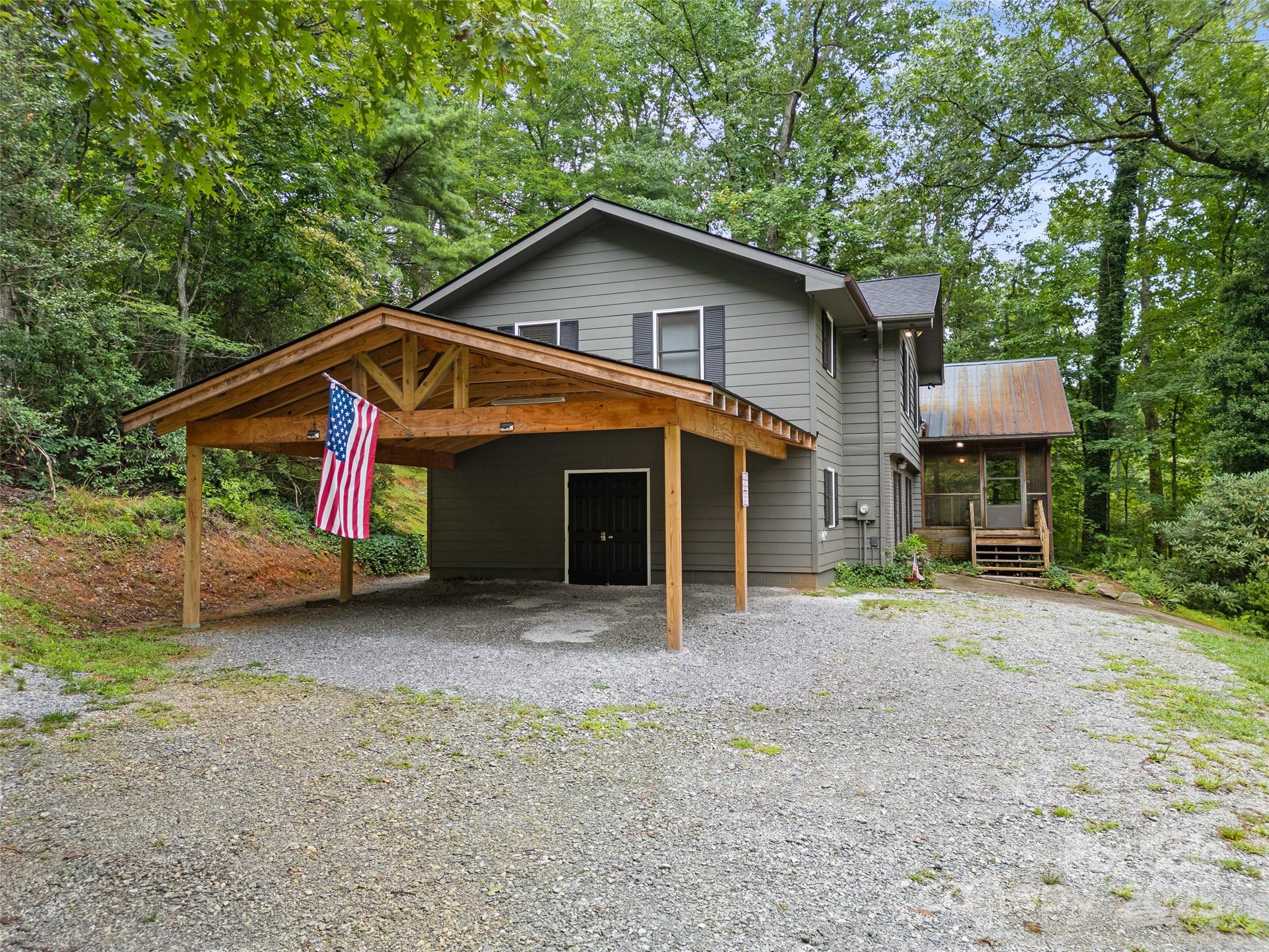 138 Stillwagon Lane
