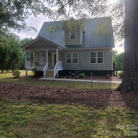 Photo of 3972 S NC Hwy 127 Highway, Hickory, NC 28602 (MLS # 4397581)