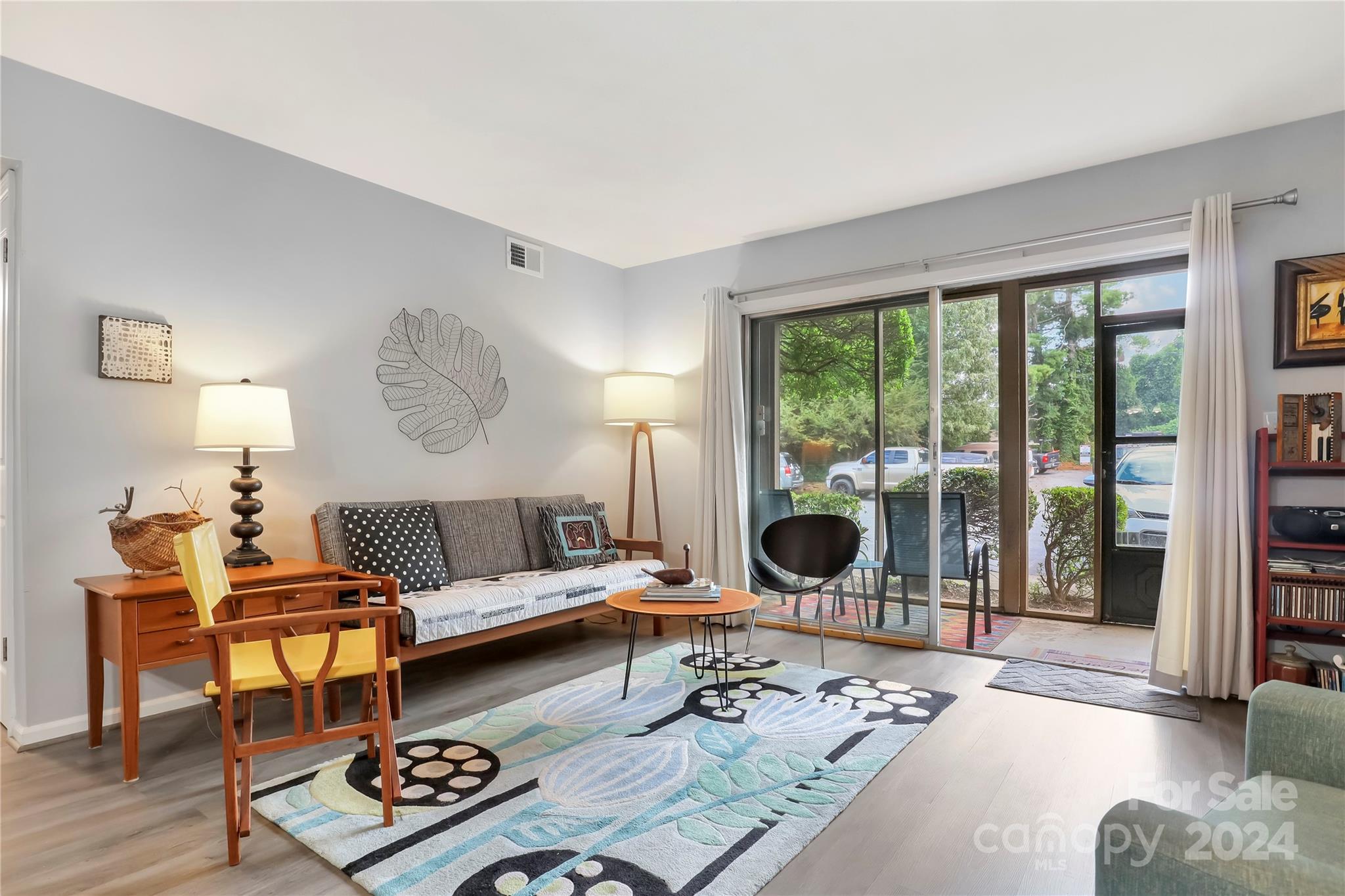 Holly Crest - Residential