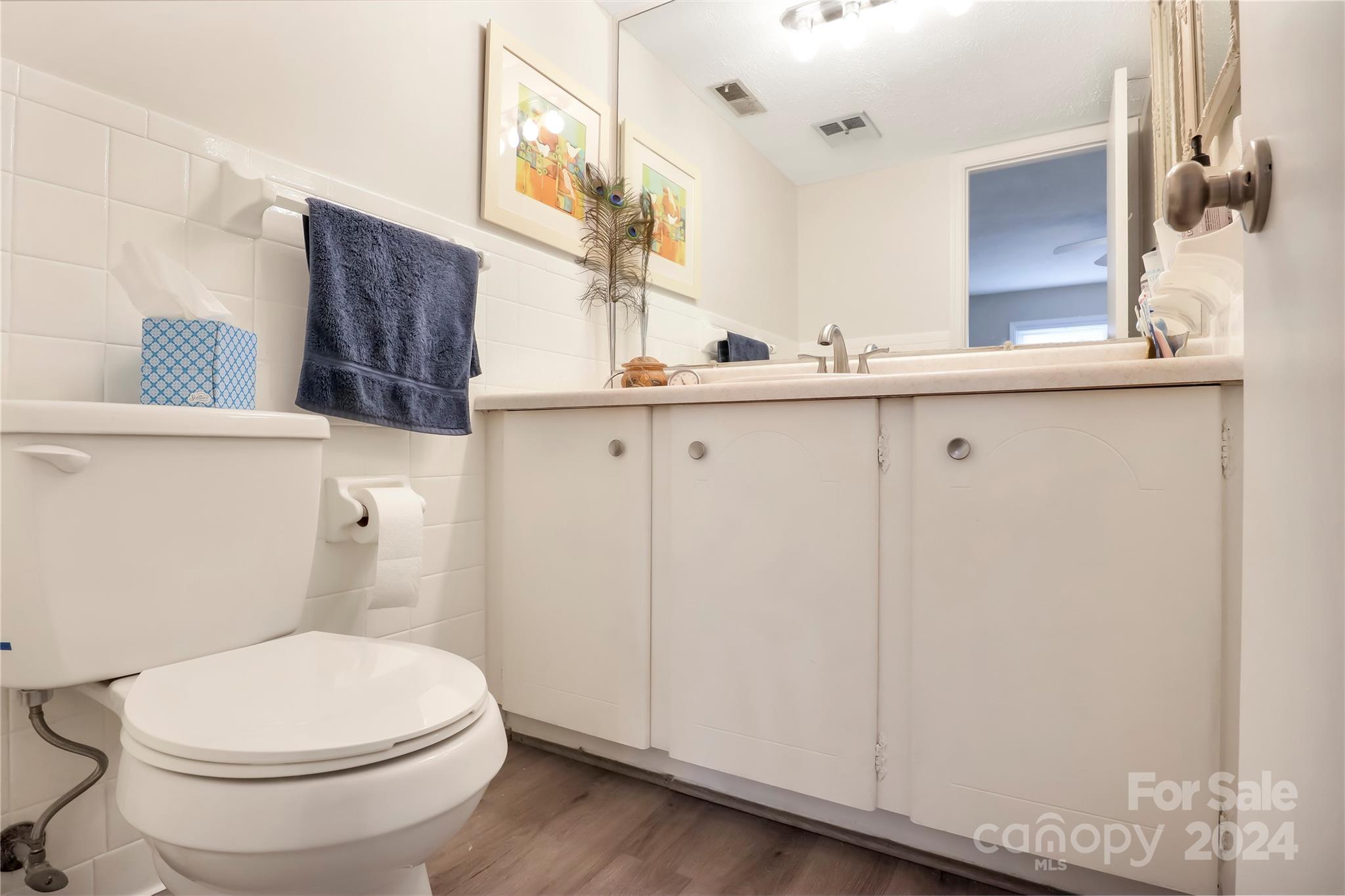 Holly Crest - Residential