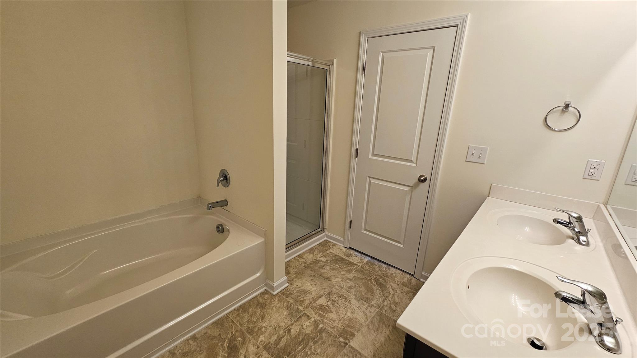 Trinity at Northlake - Residential Lease