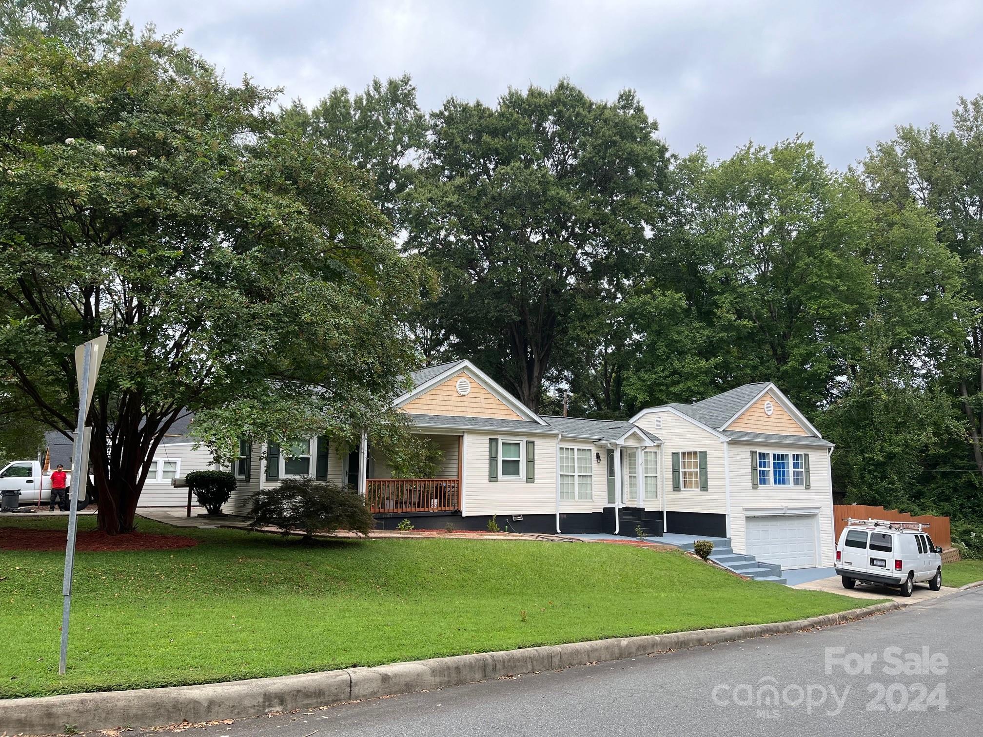 Country Club Hills - Residential