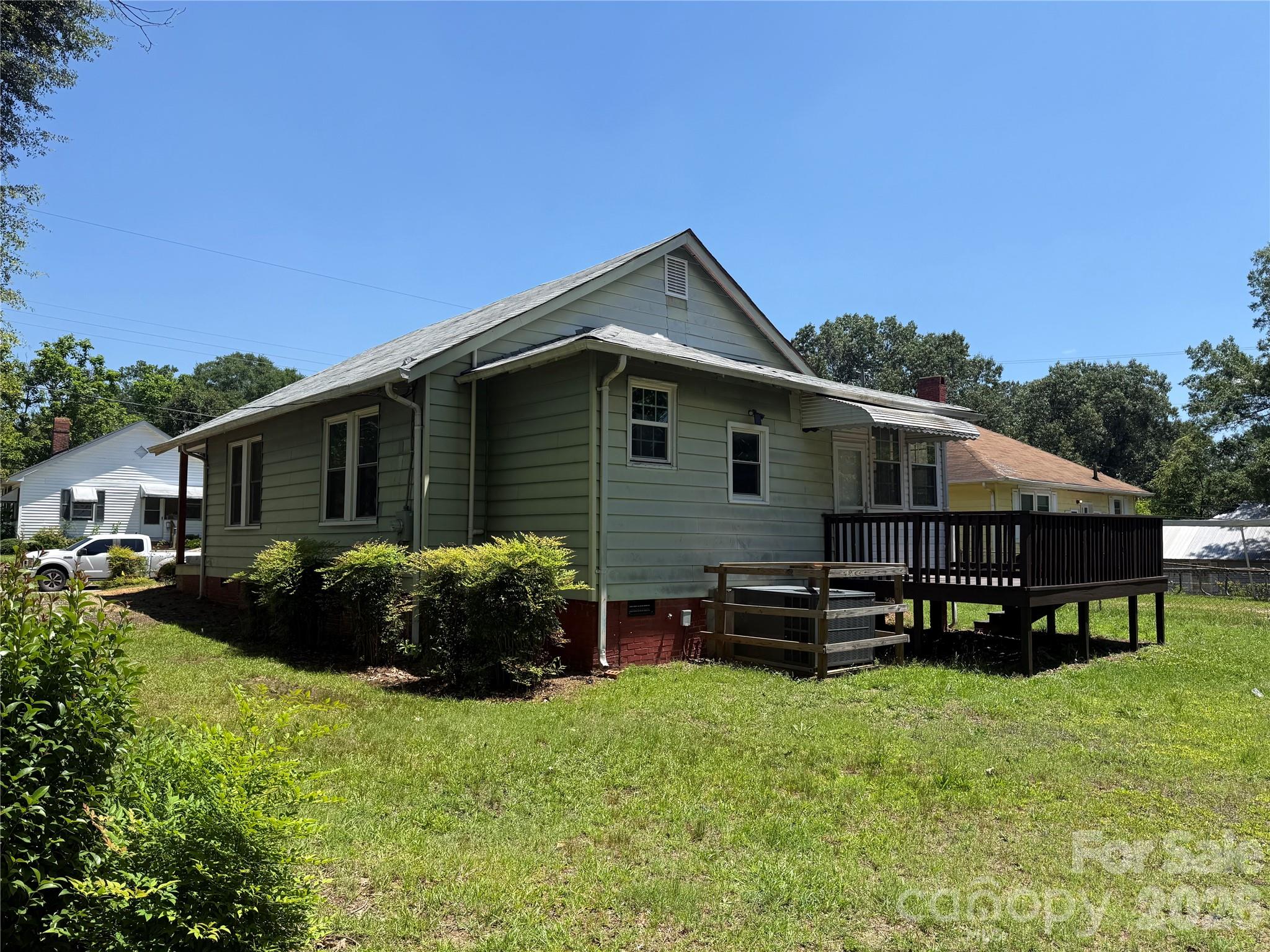 652 Cherry Street