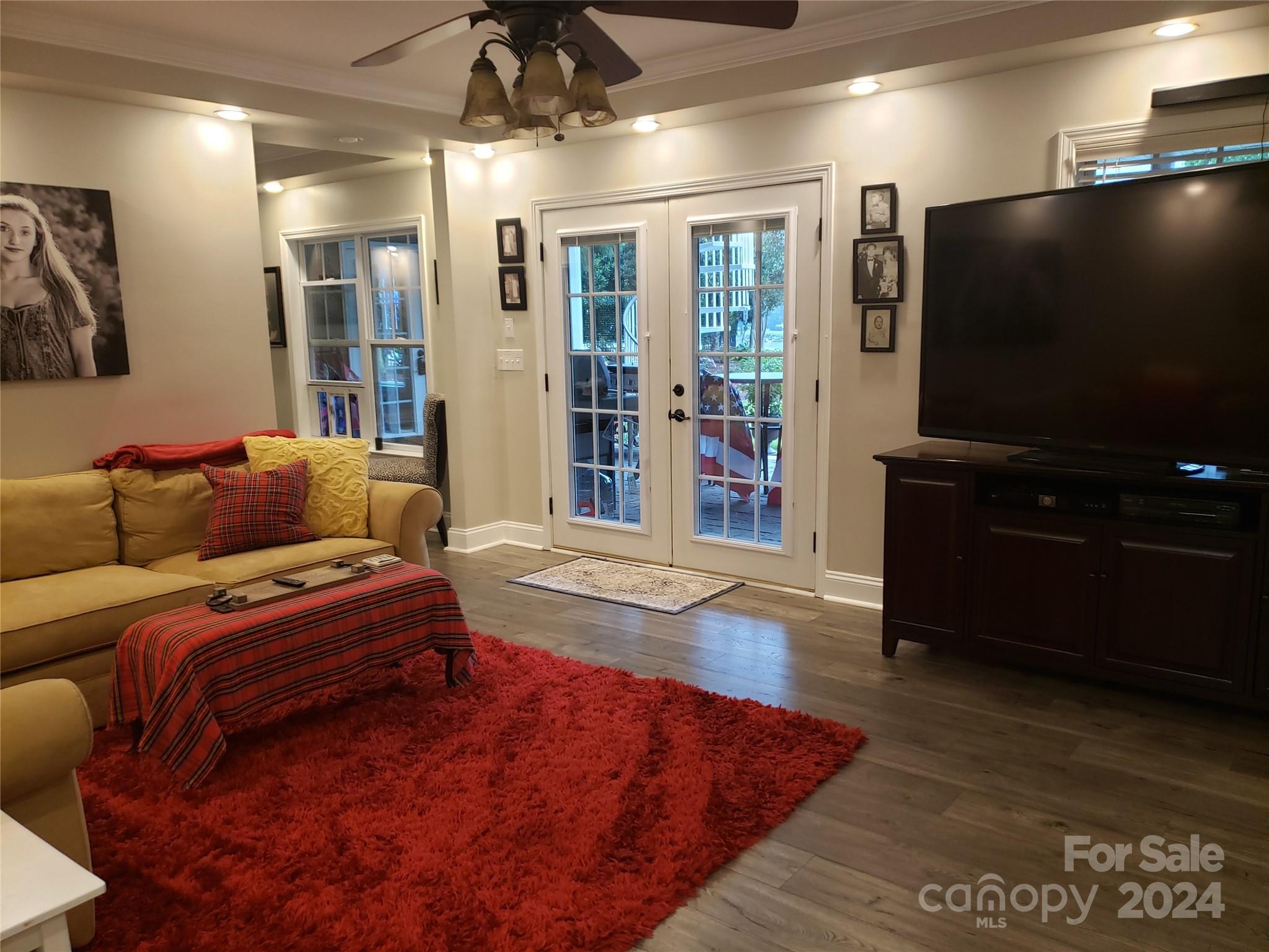 Winslow Bay - Residential