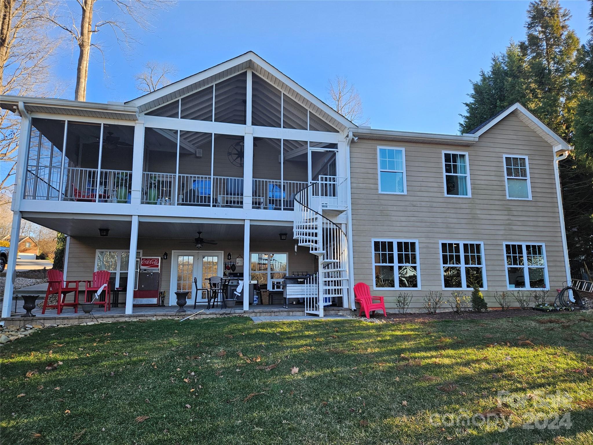 Winslow Bay - Residential