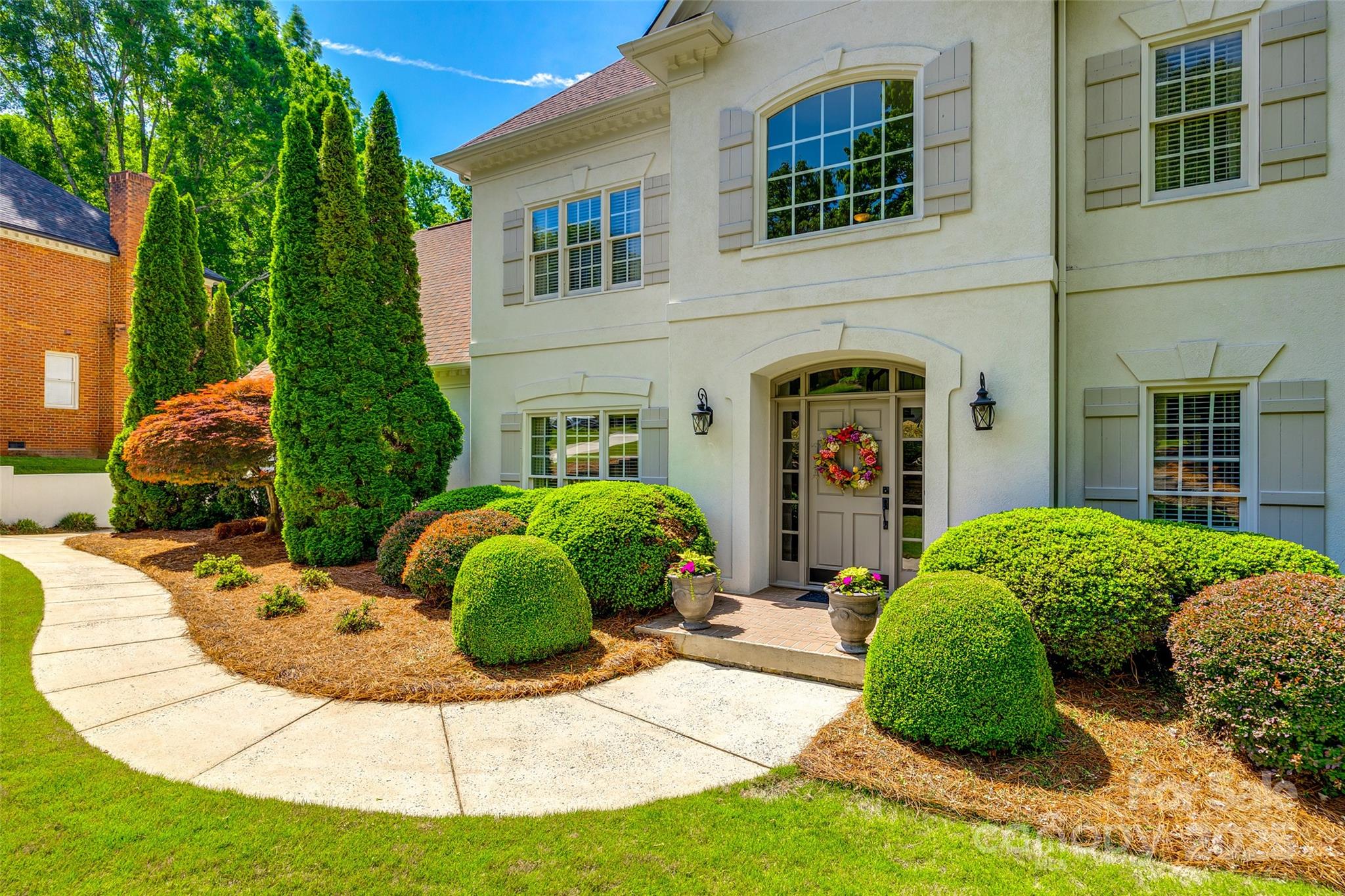10327 Oak Pond Circle