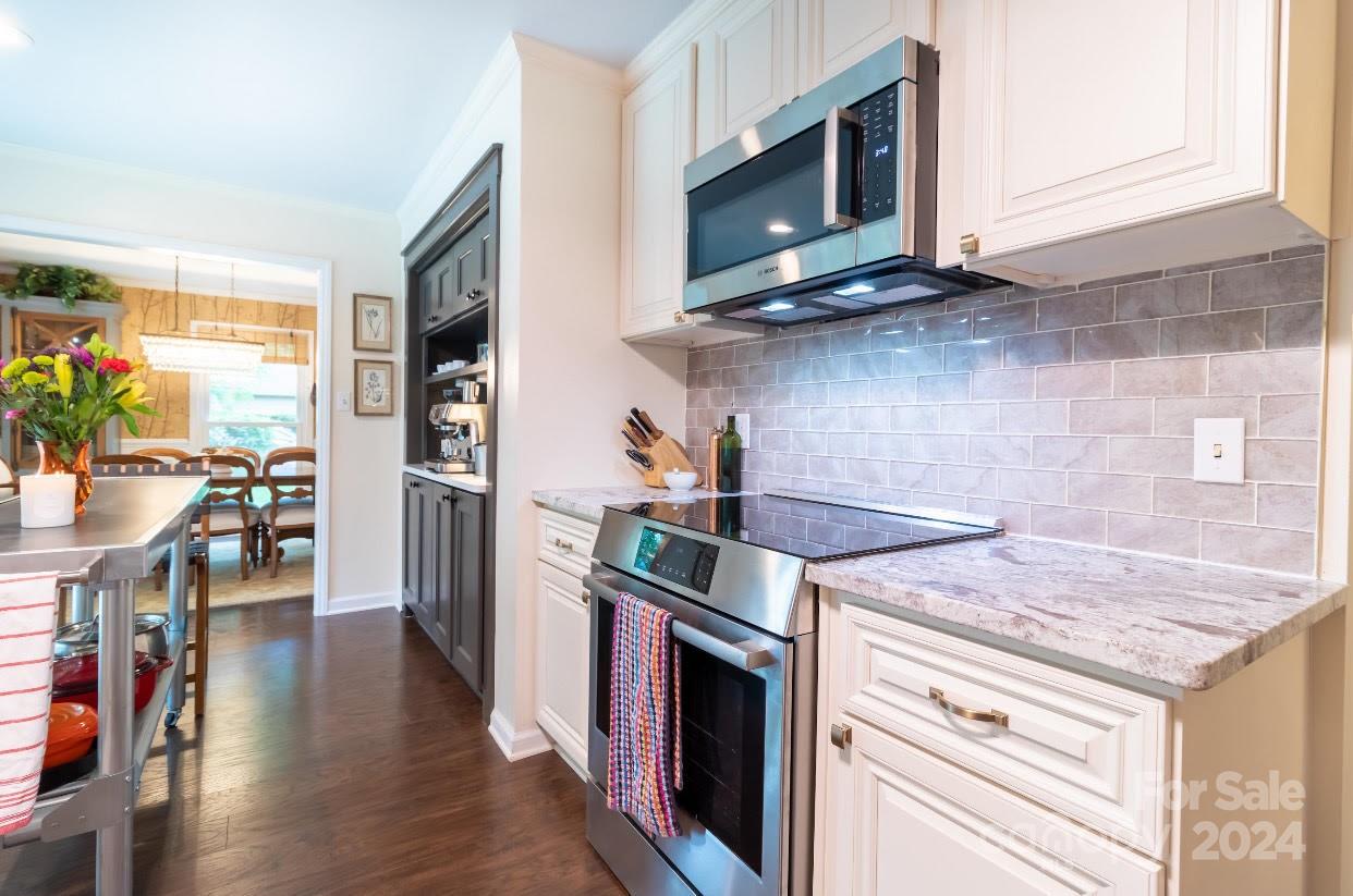 River Hills - Residential