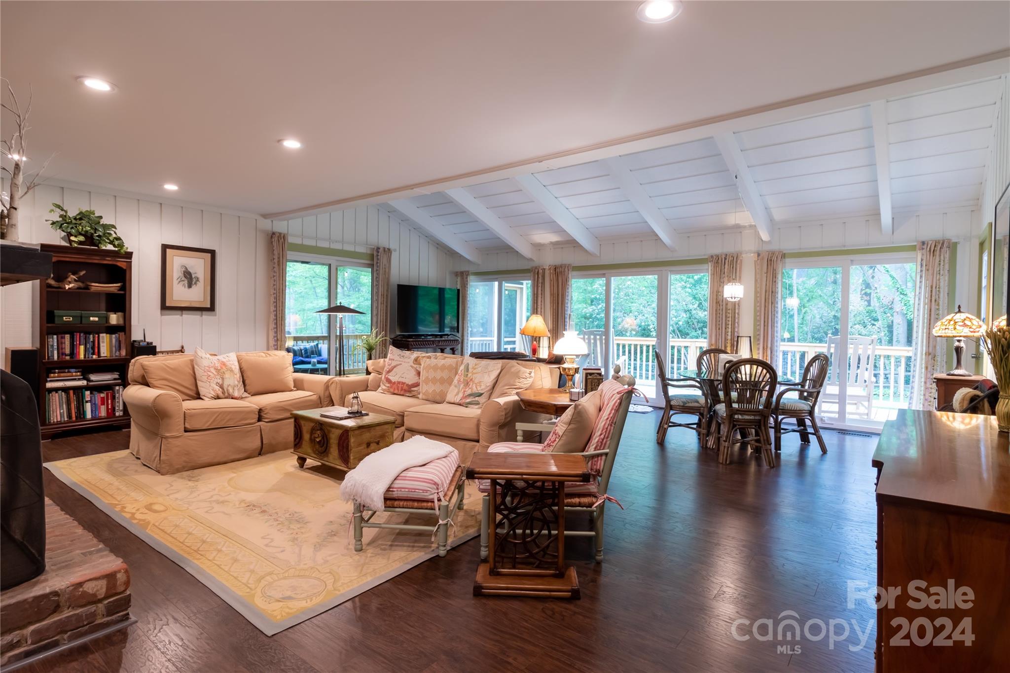 River Hills - Residential