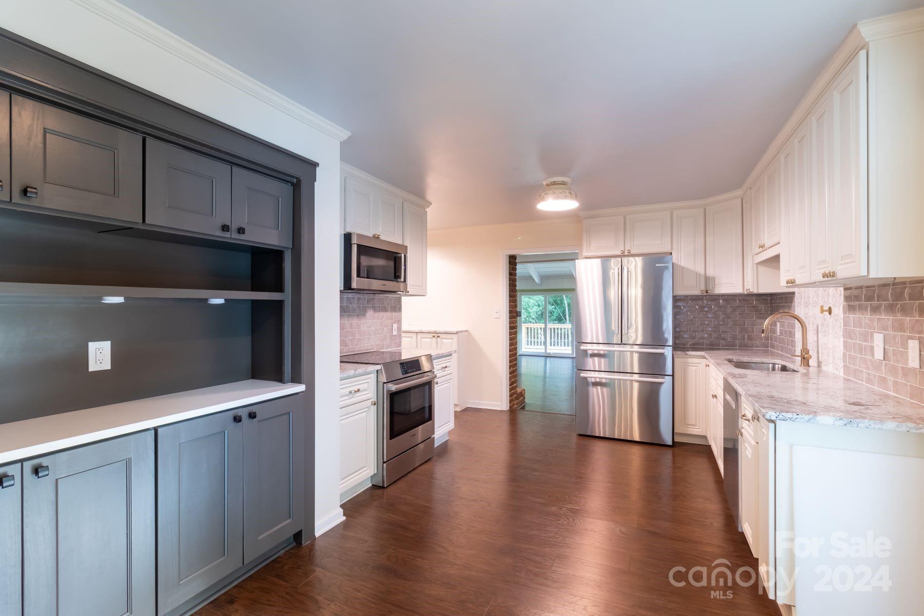 River Hills - Residential