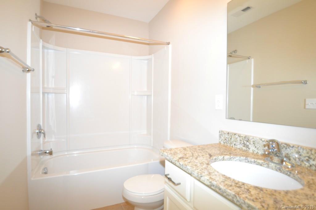 The Oaks At Mcilwaine - Residential Lease