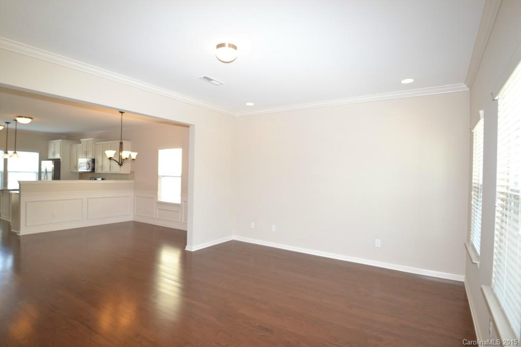The Oaks At Mcilwaine - Residential Lease