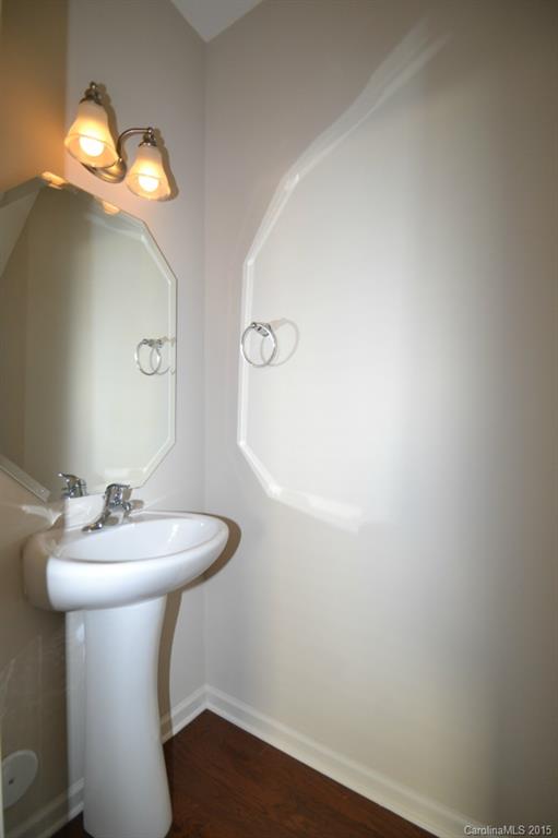 The Oaks At Mcilwaine - Residential Lease