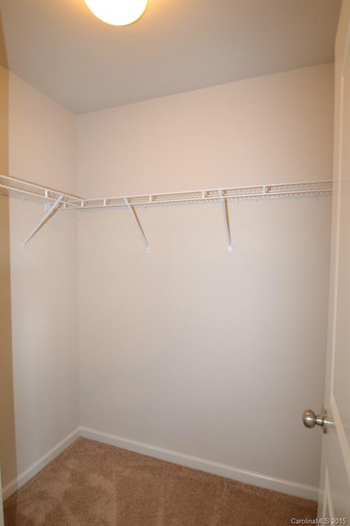 The Oaks At Mcilwaine - Residential Lease