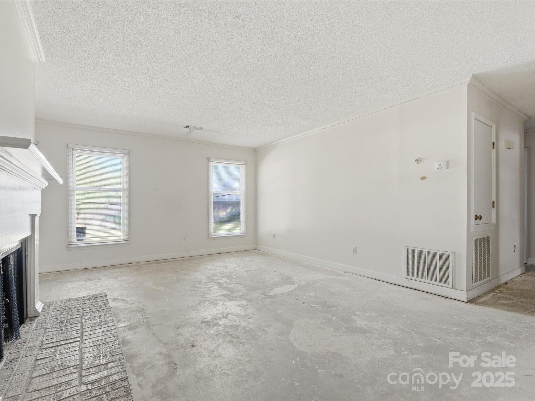 1784 Ebenezer Road C