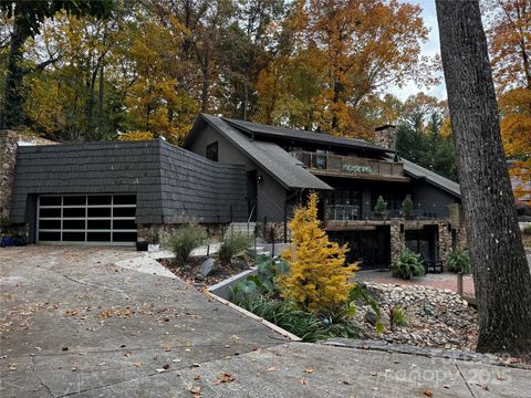 Photo of 210 Hargett Court, Charlotte, NC 28211 (MLS # 4321408)