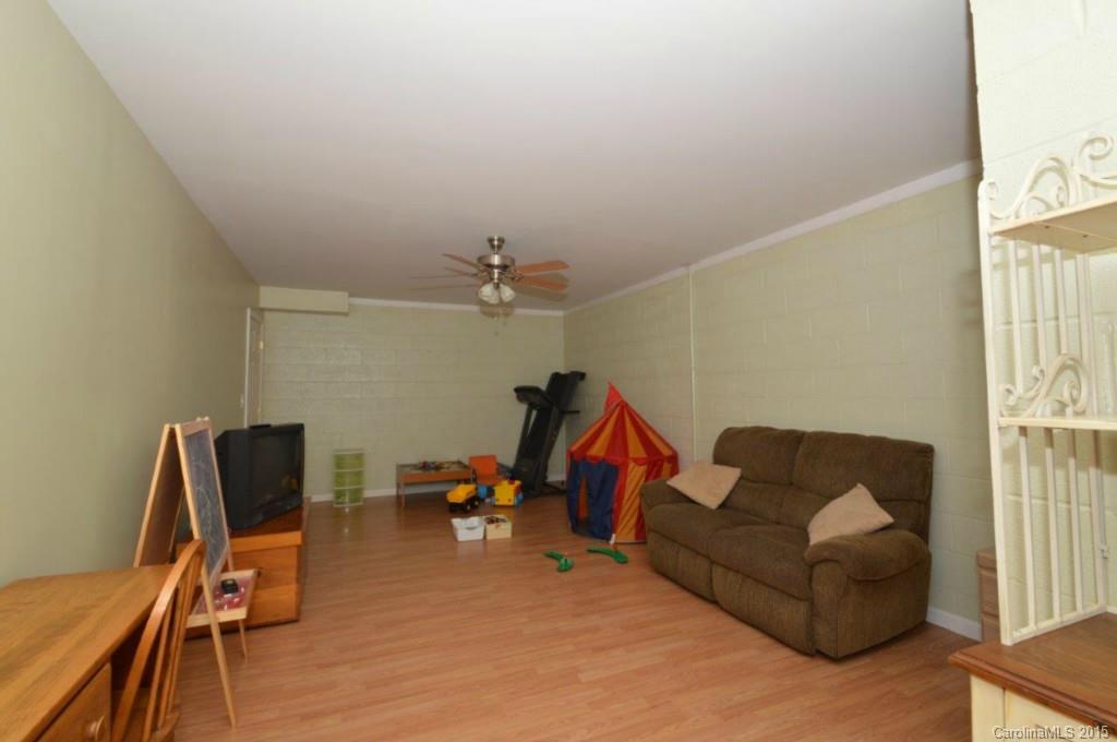 Mission Hills - Residential