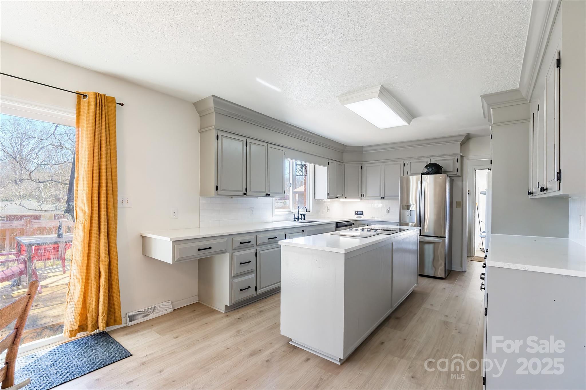 Monterey Hills - Residential