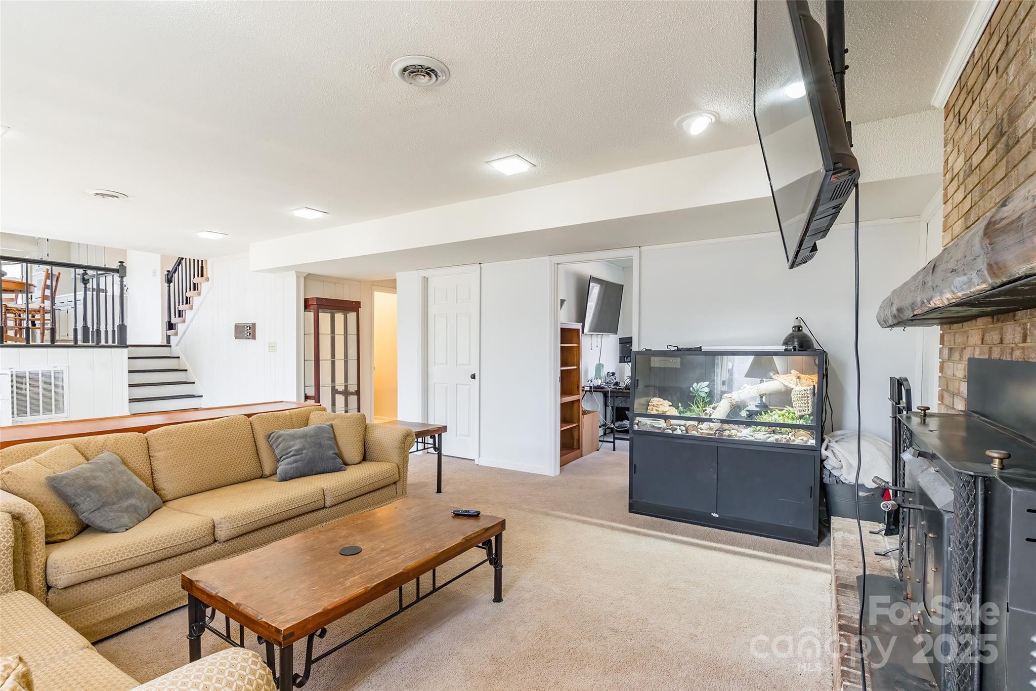 Monterey Hills - Residential