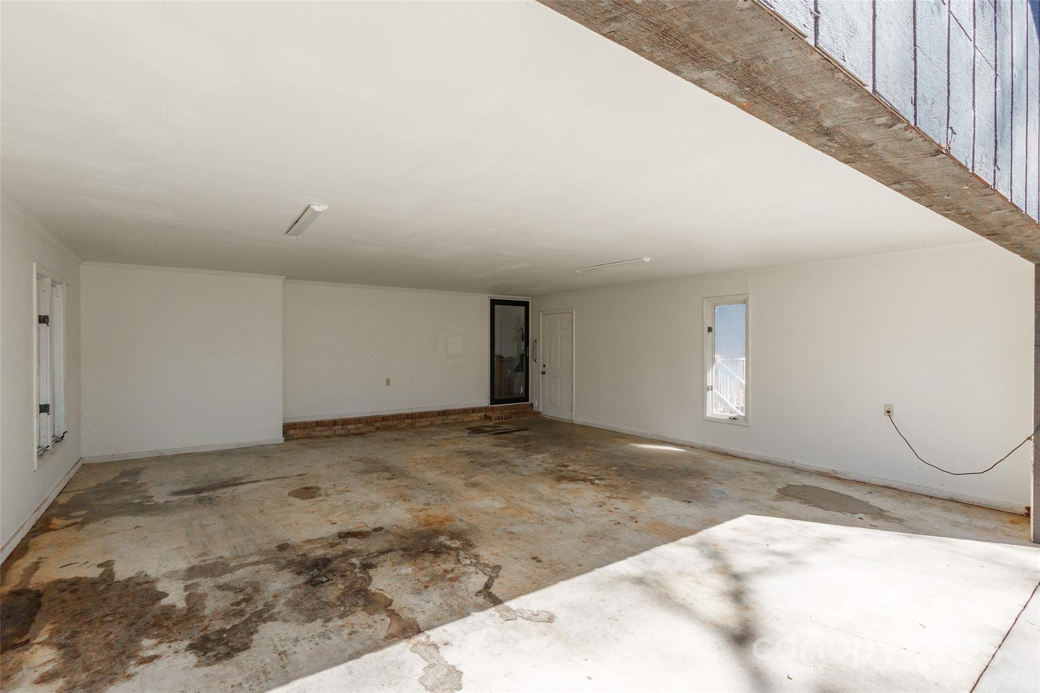 Monterey Hills - Residential