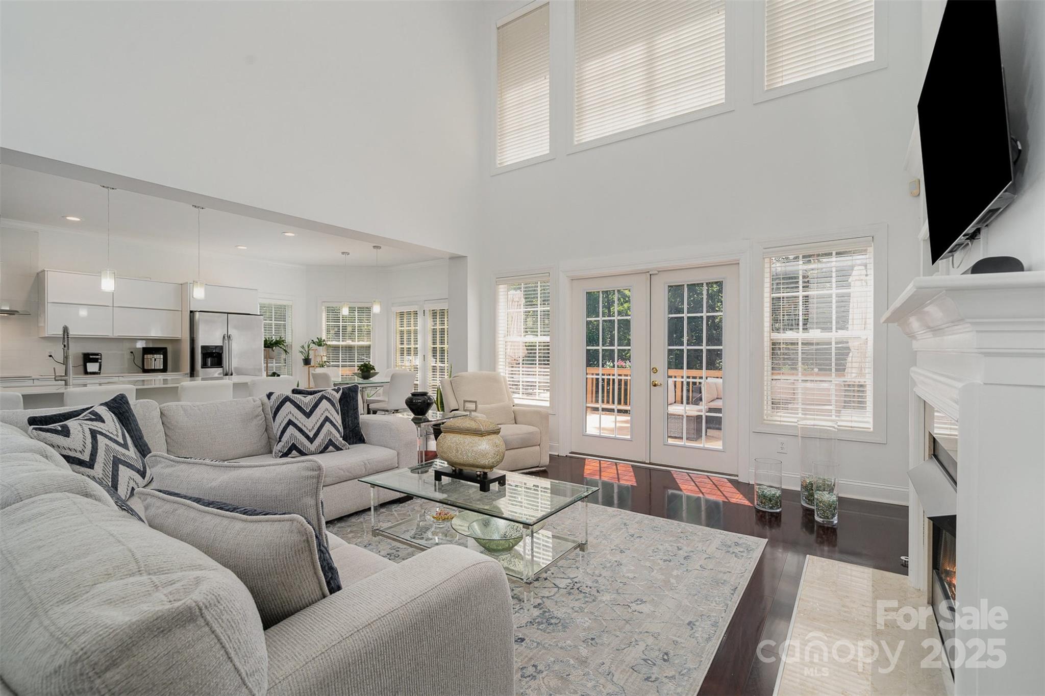 10929 Valley Spring Drive