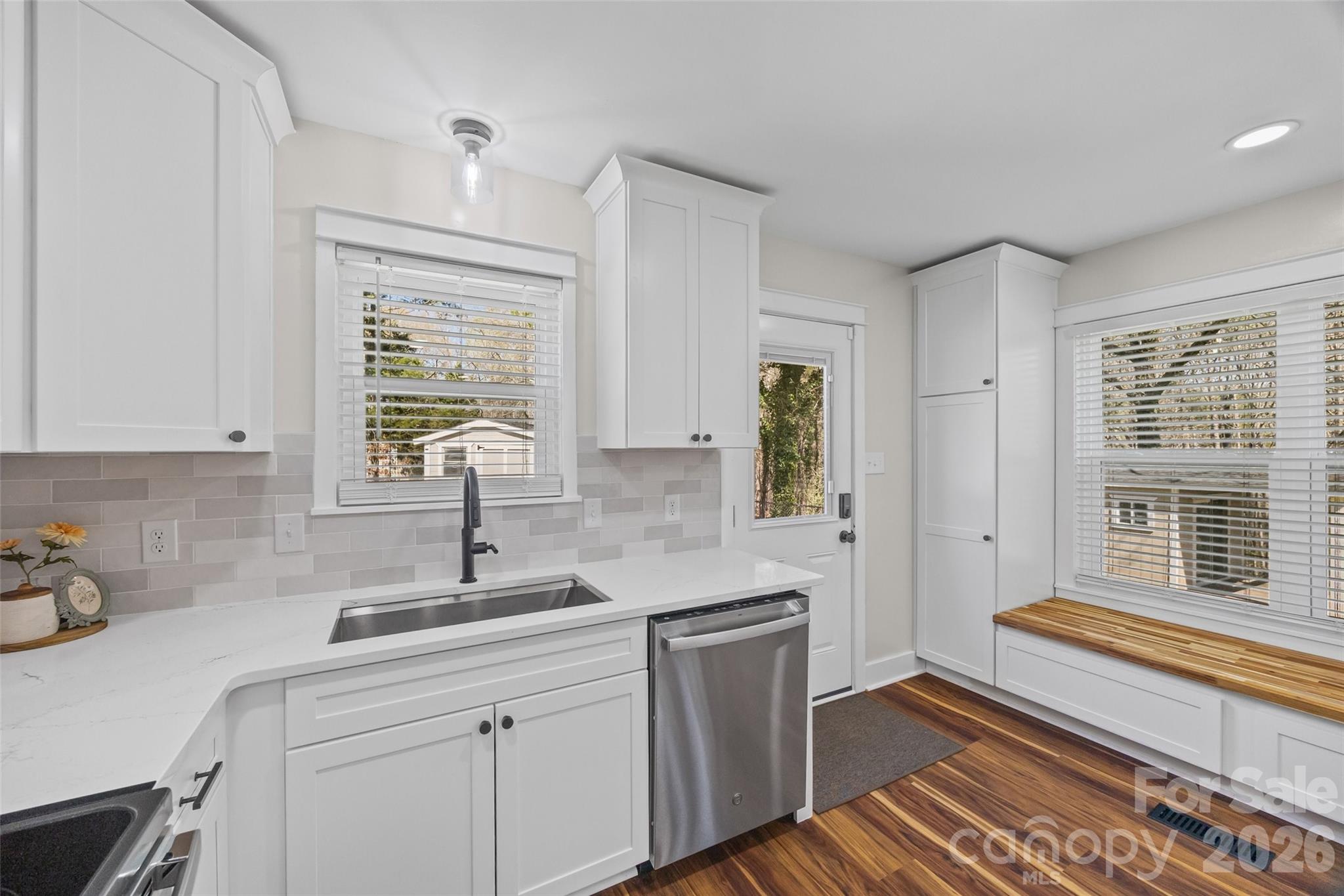 Rolling Ridge - Residential