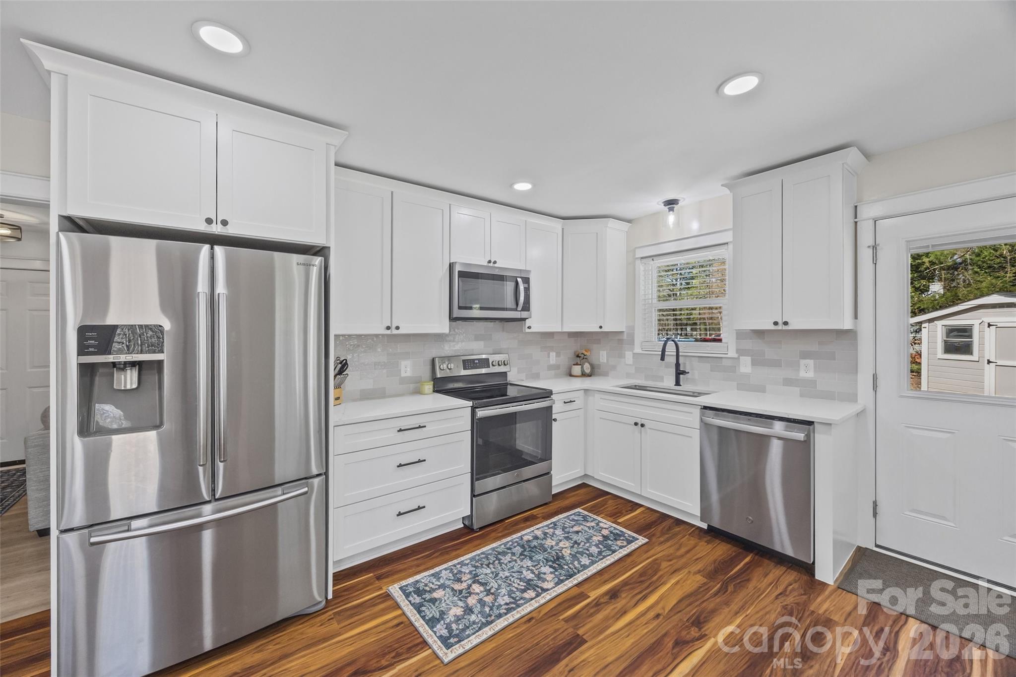 Rolling Ridge - Residential