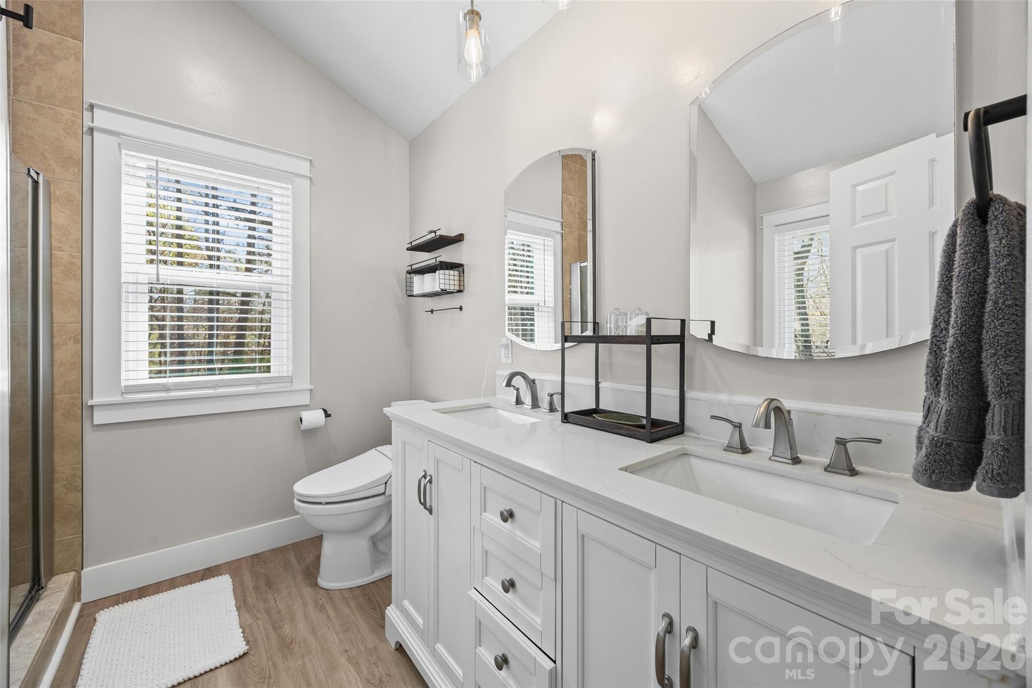 Rolling Ridge - Residential