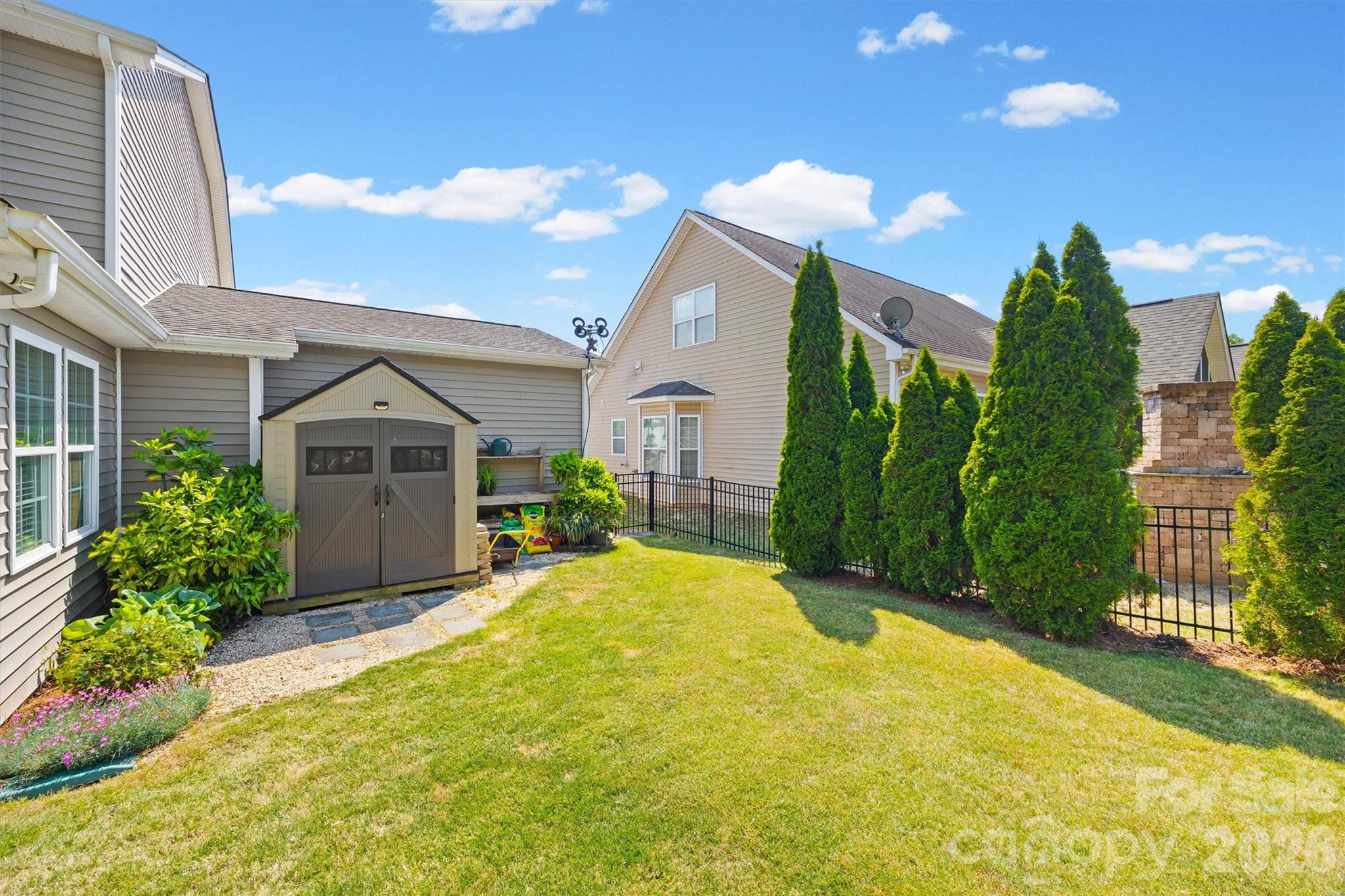 Lake Ridge - Residential