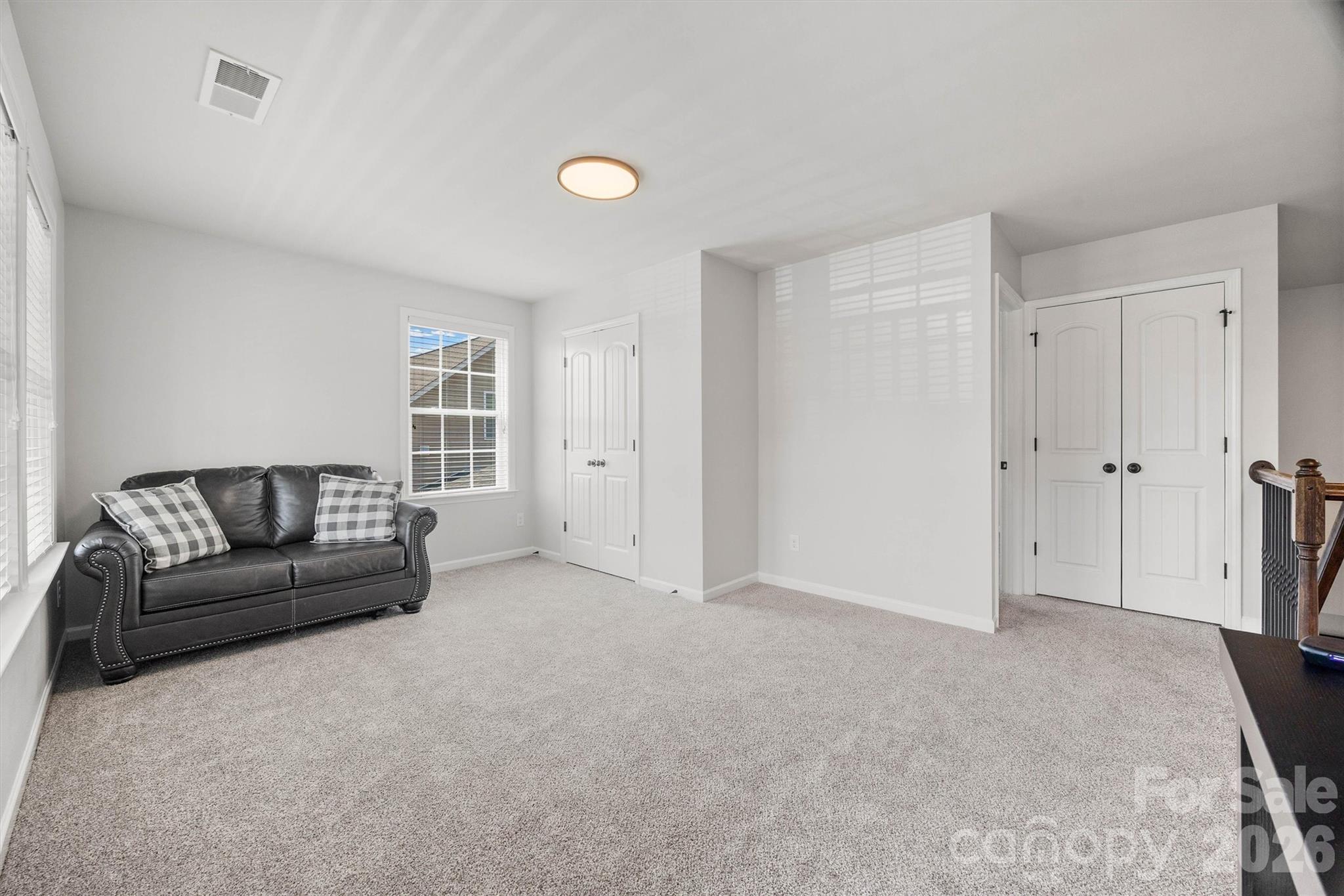 Lake Ridge - Residential