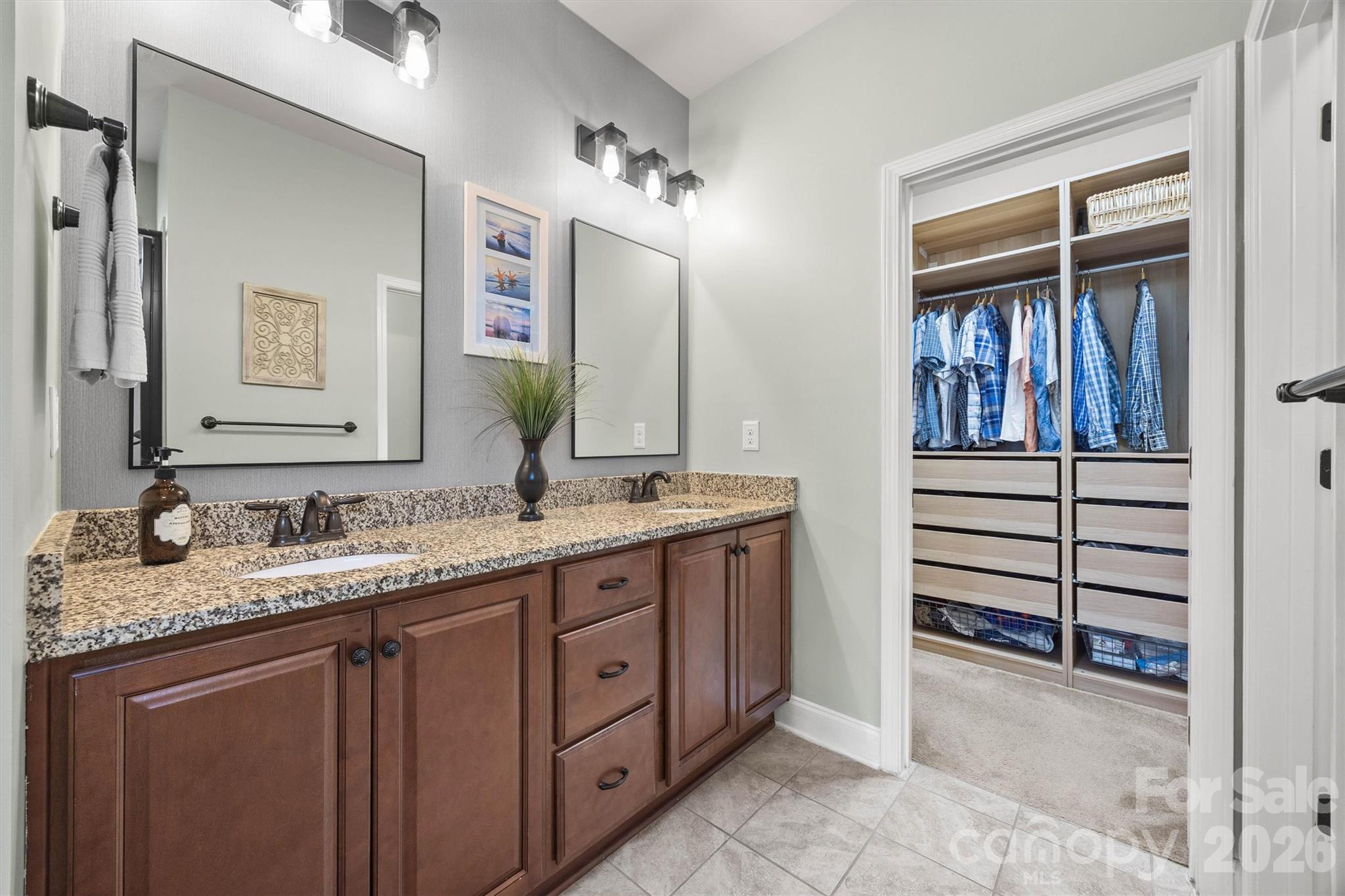 Lake Ridge - Residential