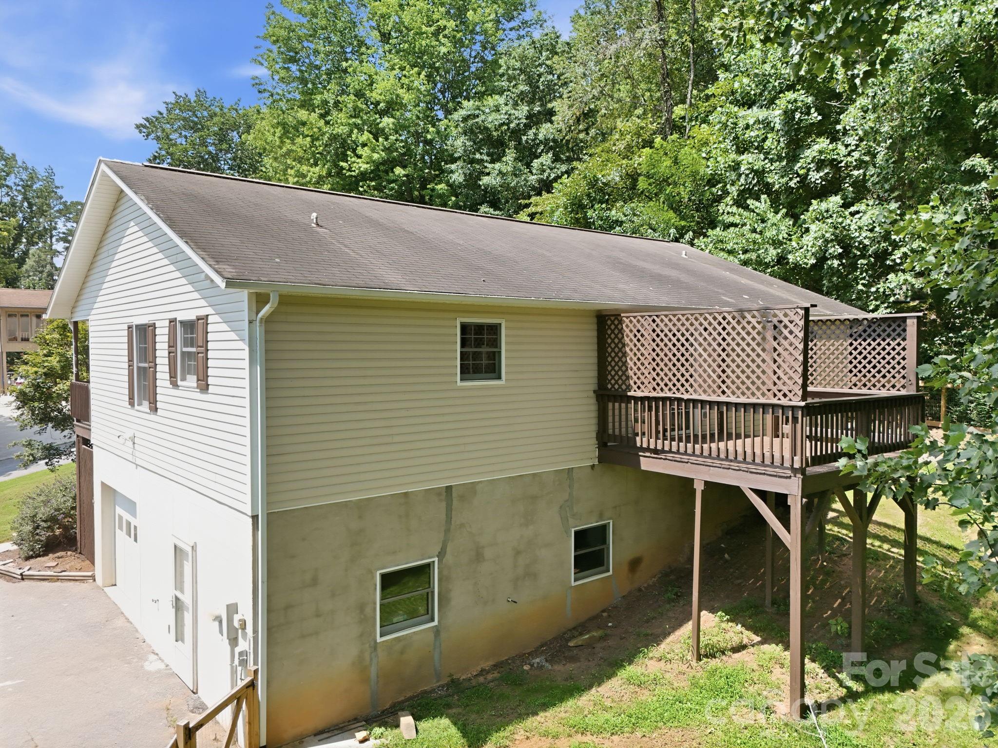 16 Westwood Drive