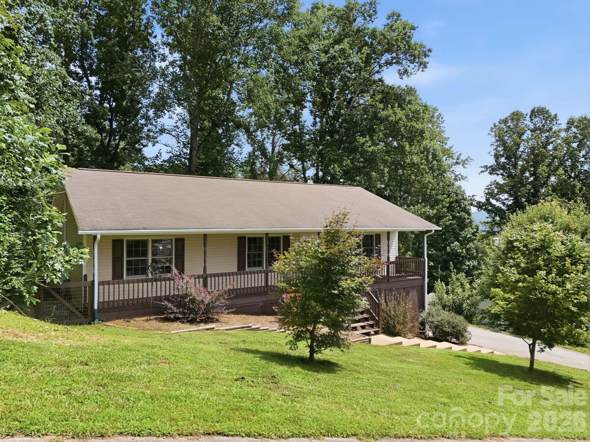 16 Westwood Drive, Candler, NC, 28715