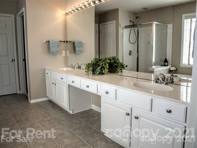 Weston Glen - Residential Lease