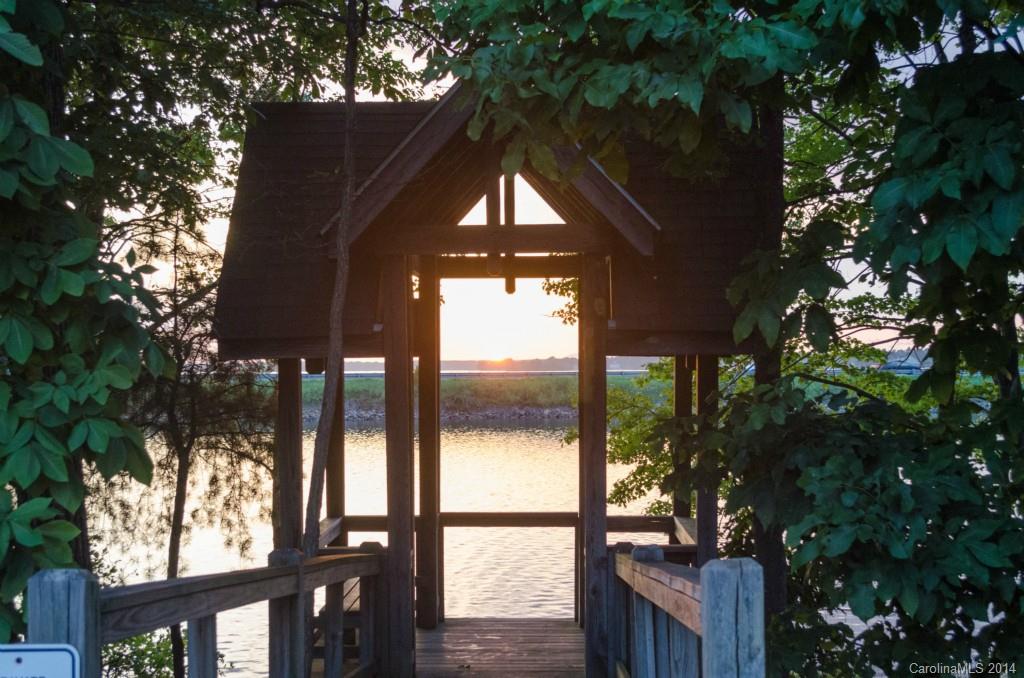 Spinnaker Cove - Residential