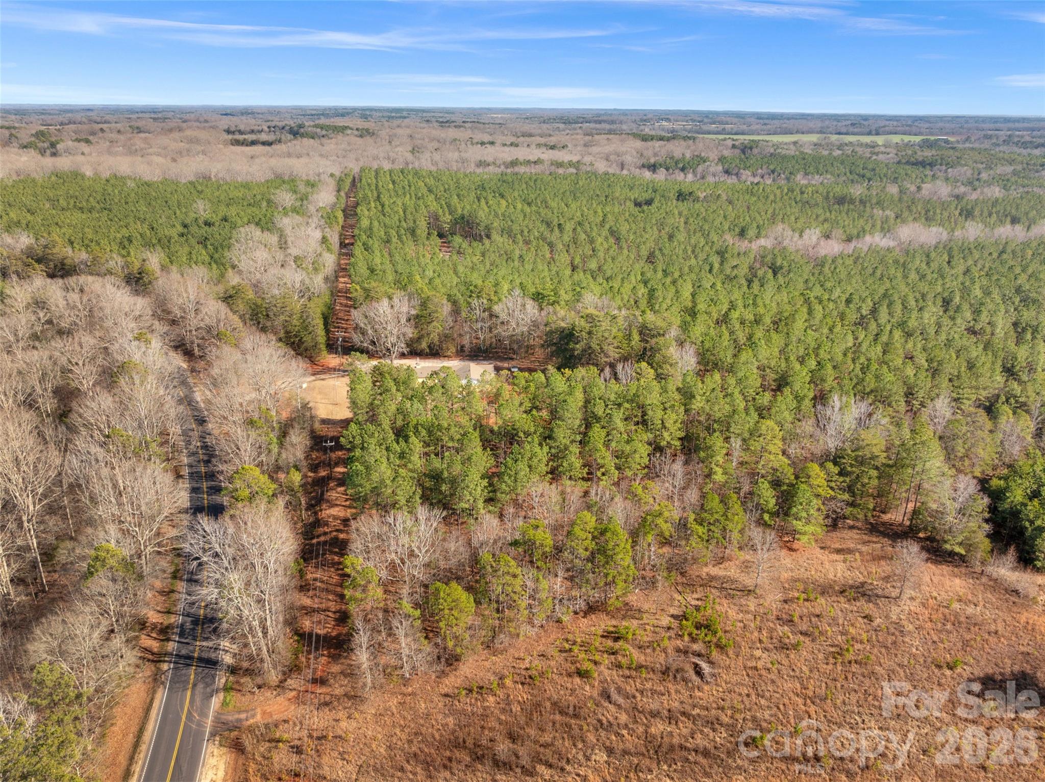 000 Peacehaven Road 1