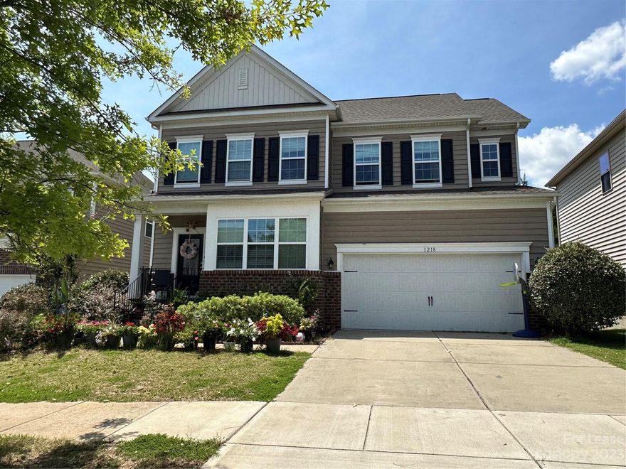 Four bedroom, three and half bath home in Fort Mill Waterside Subdivision. The home has two master bedrooms, one on the main level and one on the second floor, large kitchen, study, two living areas and laundry hookup. Amenities include a two car garage, Pools, Tennis, Fitness Center, Walking Trails and access to the Catawba River. All Northpoint Asset Management residents are enrolled in the Resident Benefits Package (RBP) for $50/month which includes renters insurance, HVAC air filter delivery (for applicable properties), credit building to help boost your credit score with timely rent payments, $1M Identity Protection, move-in concierge service making utility connection and home service setup a breeze during your move-in, our best-in-class resident rewards program, and much more! More details upon application.
$69 - Application fee per Adult $199 - Lease admin Fee