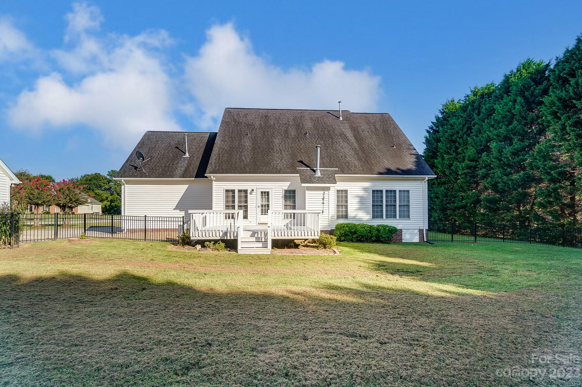 Miller Pond - Residential