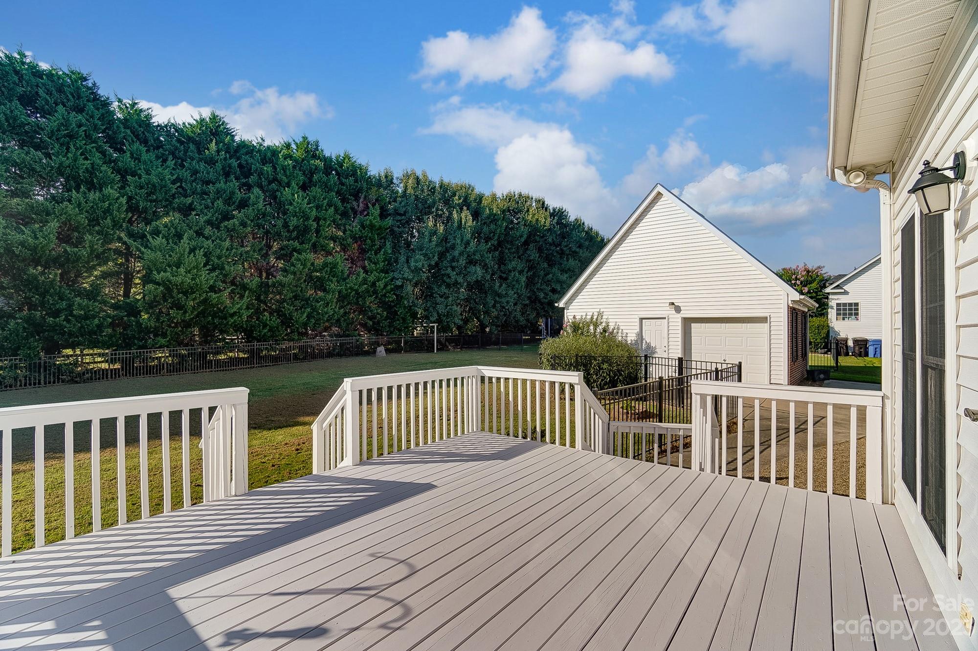 Miller Pond - Residential