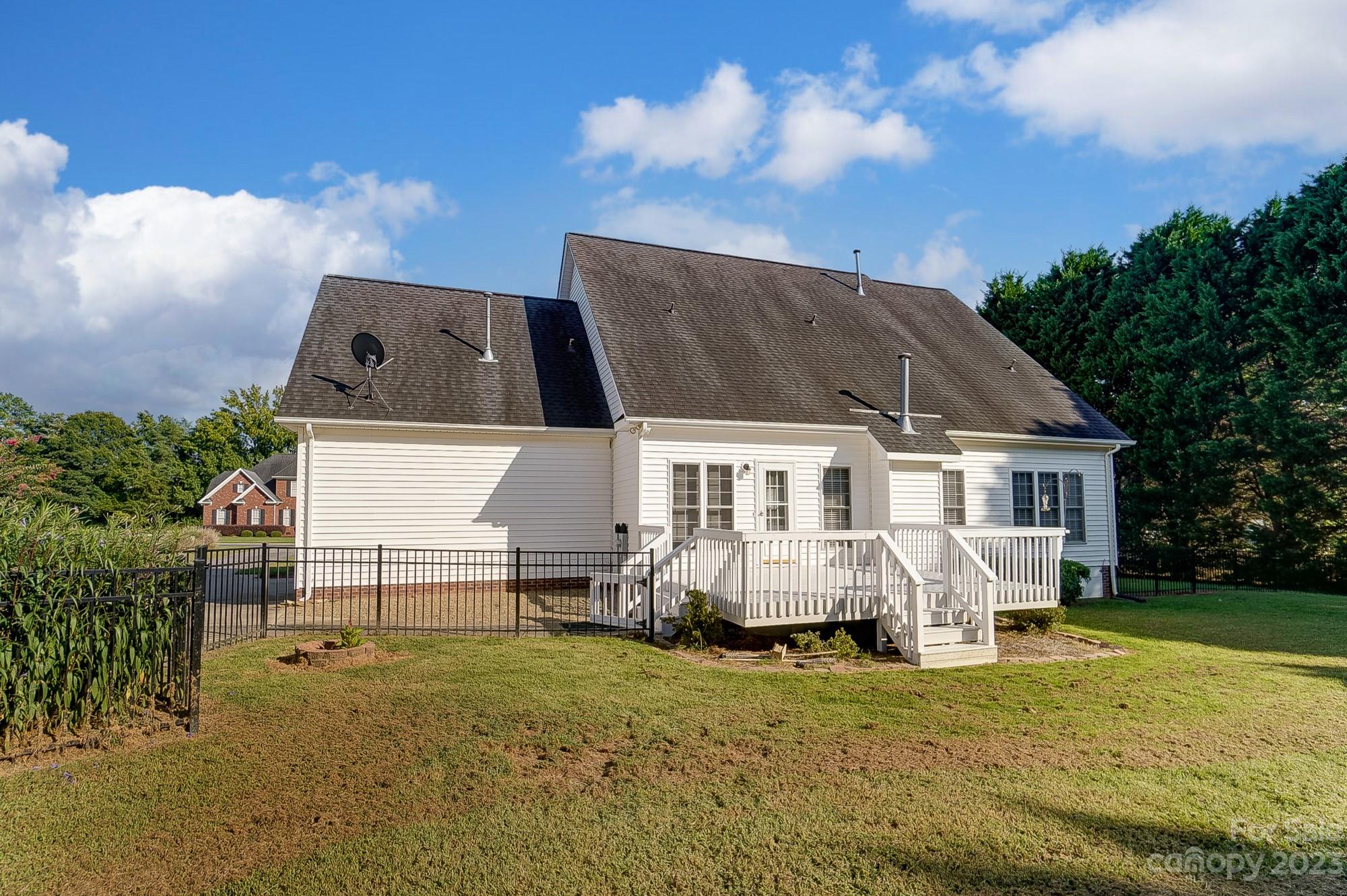 Miller Pond - Residential