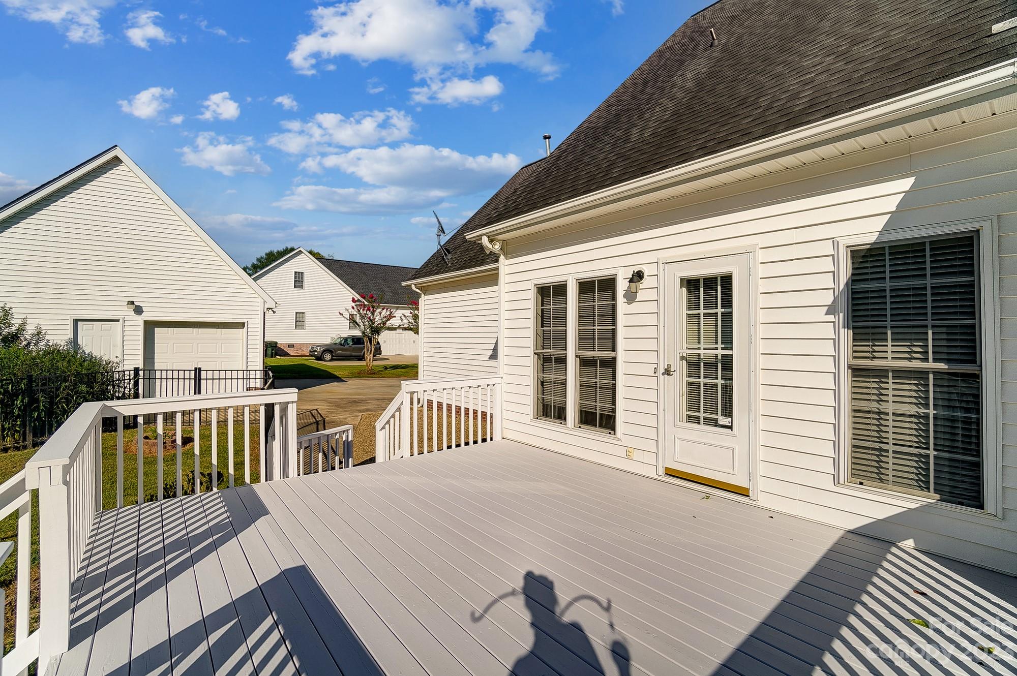 Miller Pond - Residential