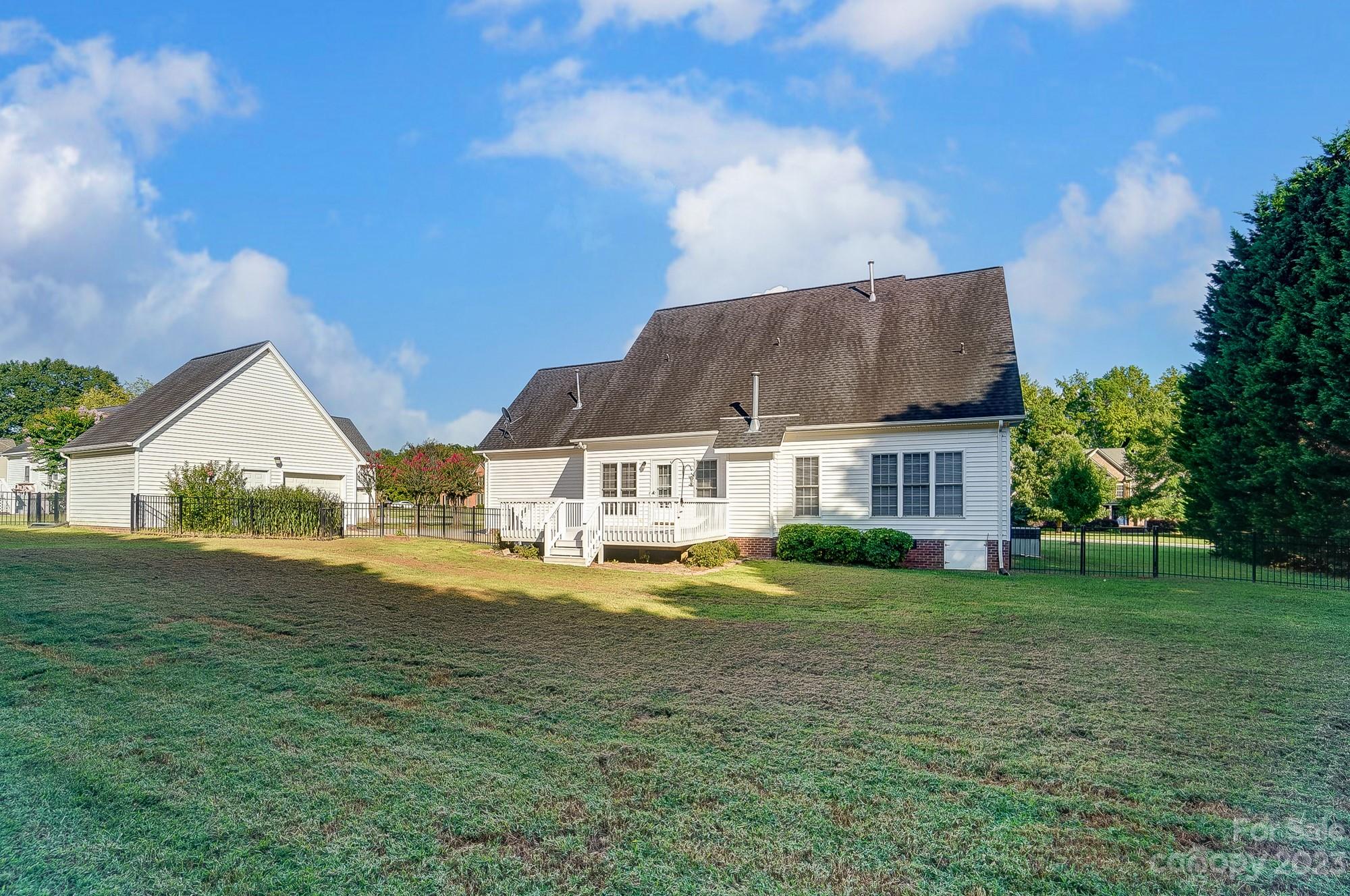 Miller Pond - Residential