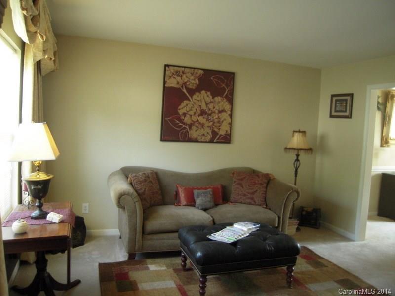 Sunset On Linda Vista - Residential Lease