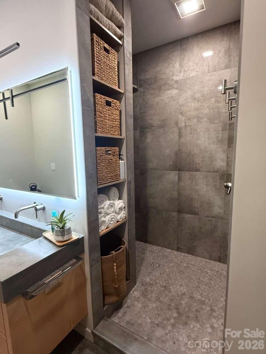 Sherwood Forest - Residential