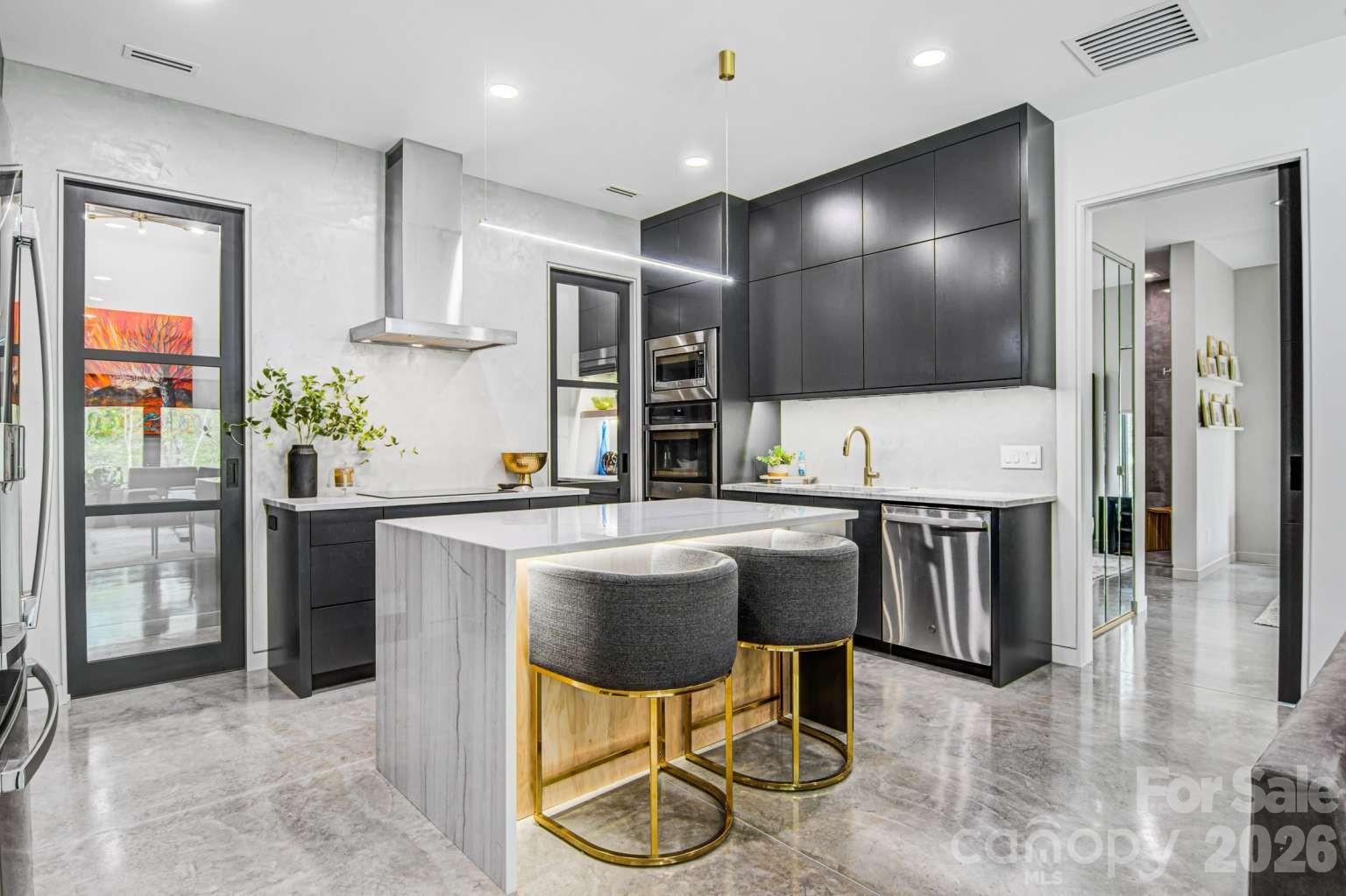 Sherwood Forest - Residential