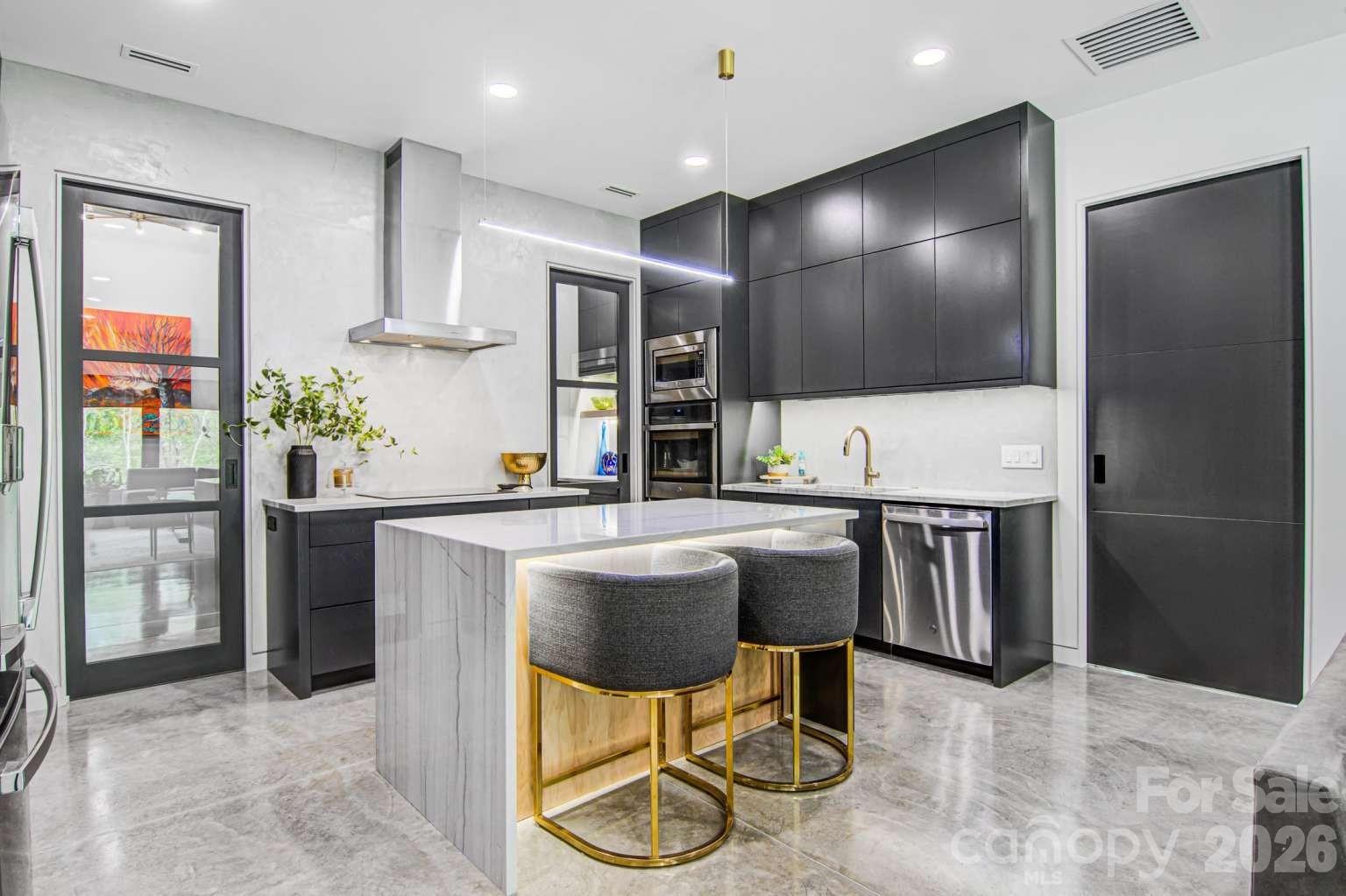 Sherwood Forest - Residential