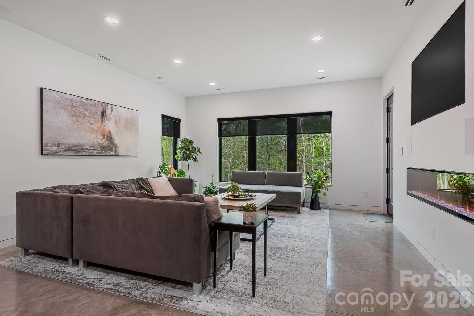 Sherwood Forest - Residential