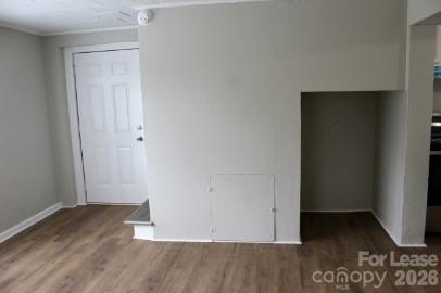 1204 W Mauney Avenue