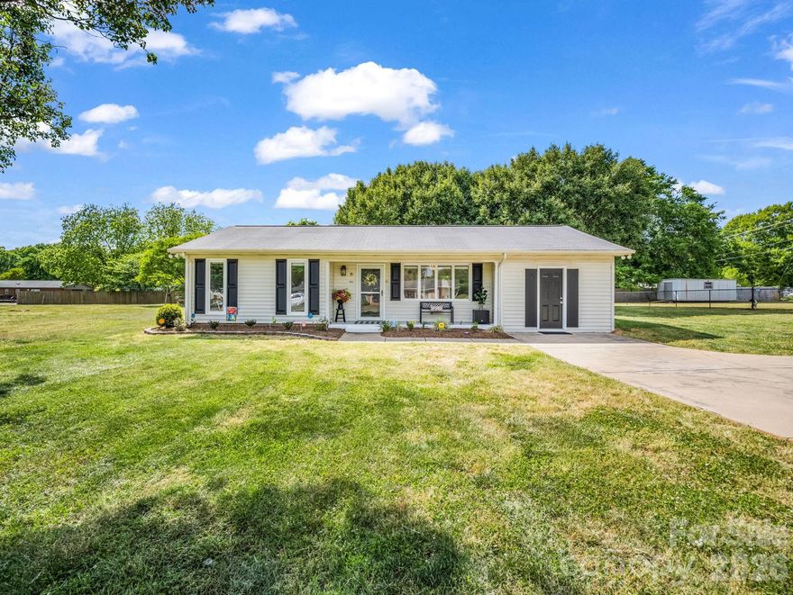 Welcome to this charming 2-bedroom, 1.5-bath home located in the desirable Crest district, featuring a versatile flex room perfect for a home office, playroom, or additional living space. Recent updates include fresh paint, new flooring, updated countertops, shutters, a new water heater, and more. Tucked away in a quiet cul-de-sac, this home offers both comfort and convenience. Don’t miss your chance to see it—schedule your showing today!