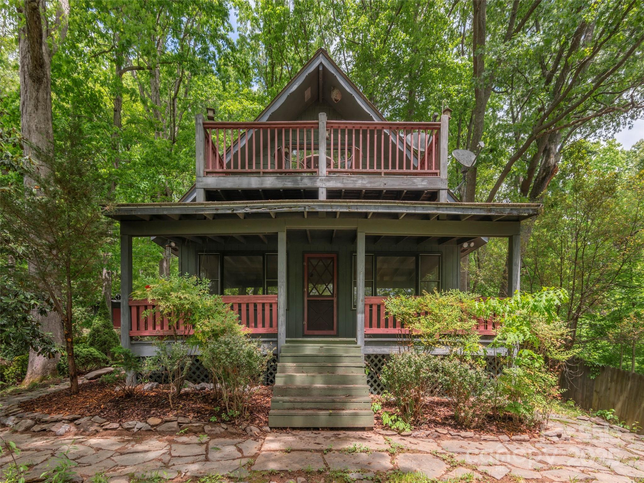 318 Sandsridge Way